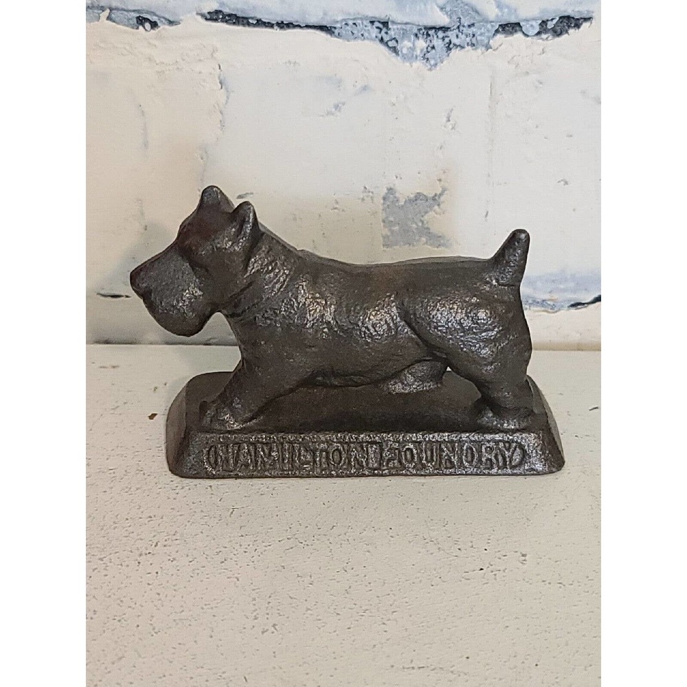 Old original cast iron Hamilton Foundry Scotty Dog Paperweight c. 1930's